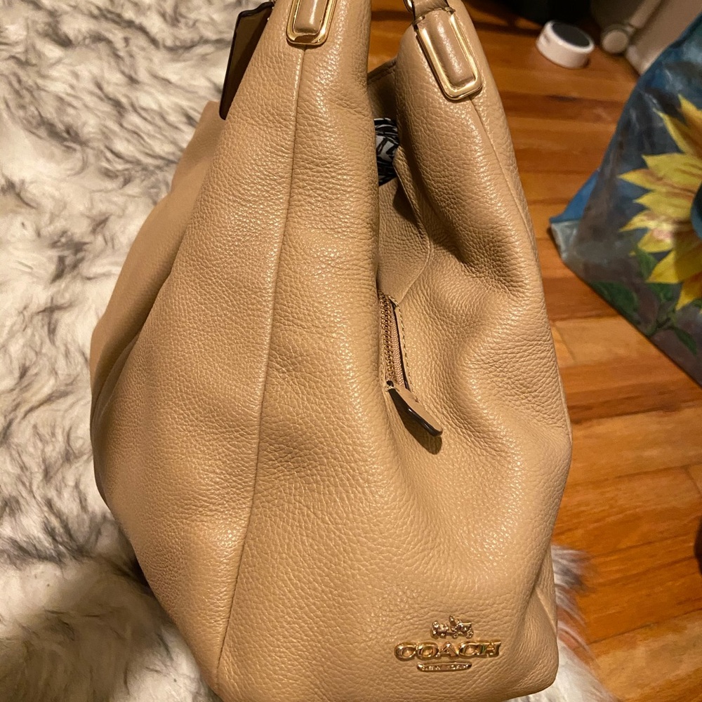 Almost brand new coach purse